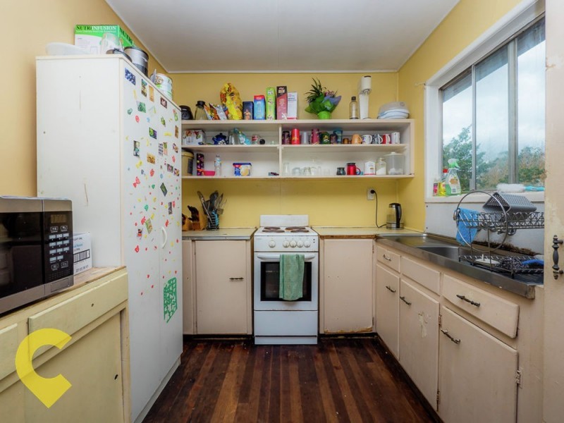 79 Wembley Road, Logan Central QLD 4114
