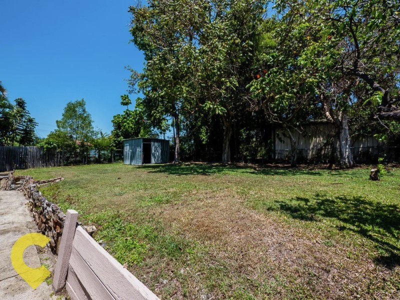 8 Ewinga Street, Kingston QLD 4114