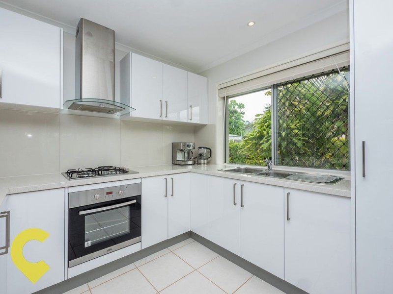 7 Emperor Court, Kingston QLD 4114