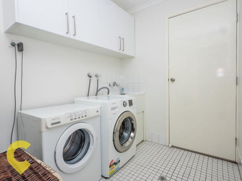 7 Emperor Court, Kingston QLD 4114