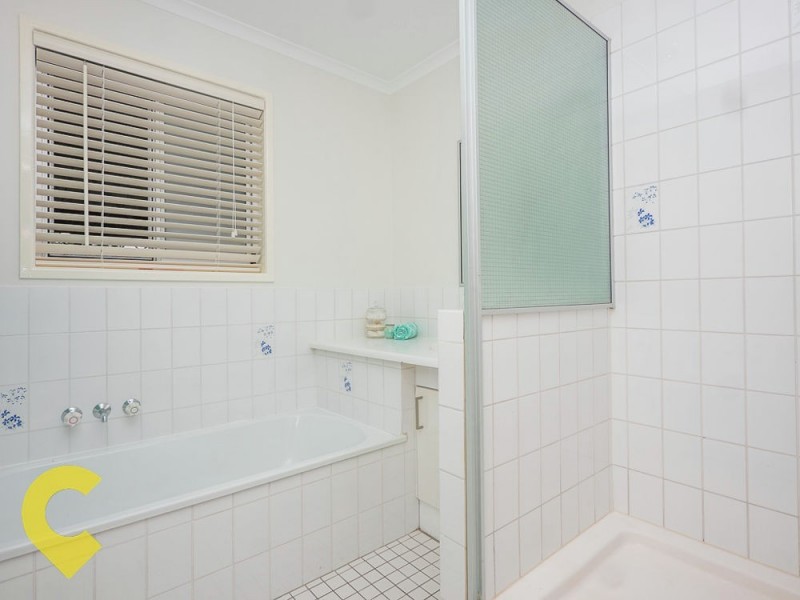 7 Emperor Court, Kingston QLD 4114