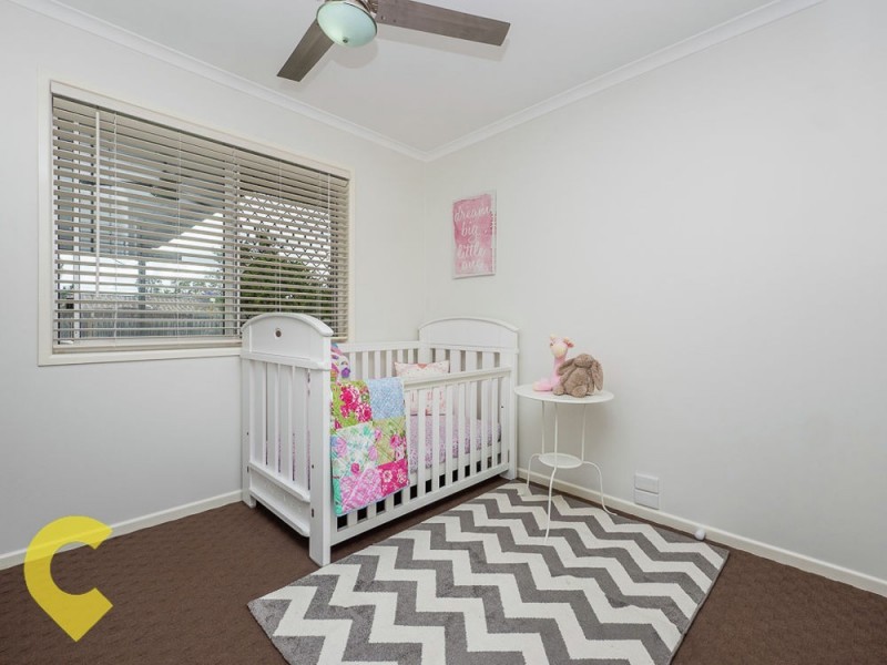 7 Emperor Court, Kingston QLD 4114