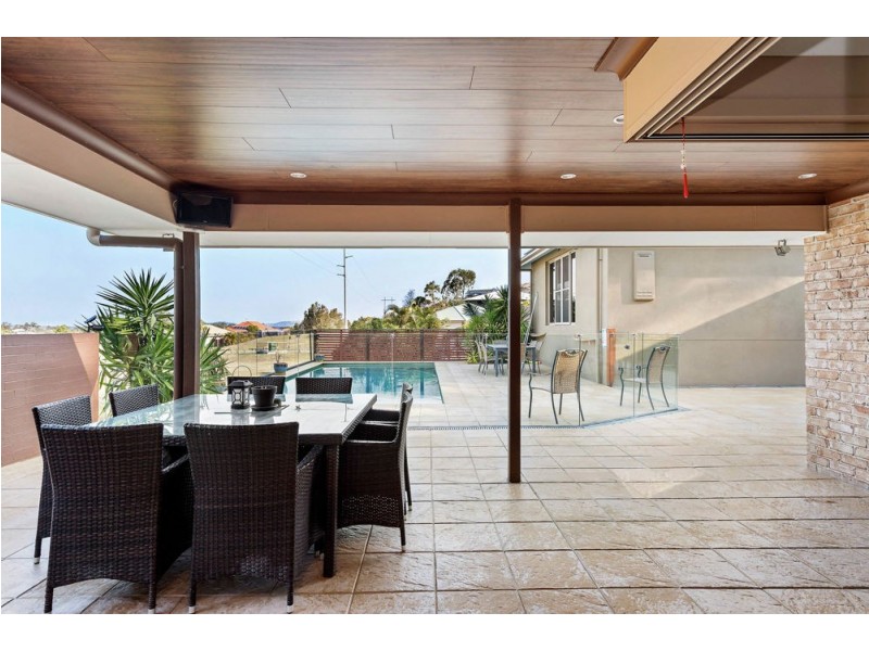 2 Mungana Drive, Upper Coomera QLD 4209