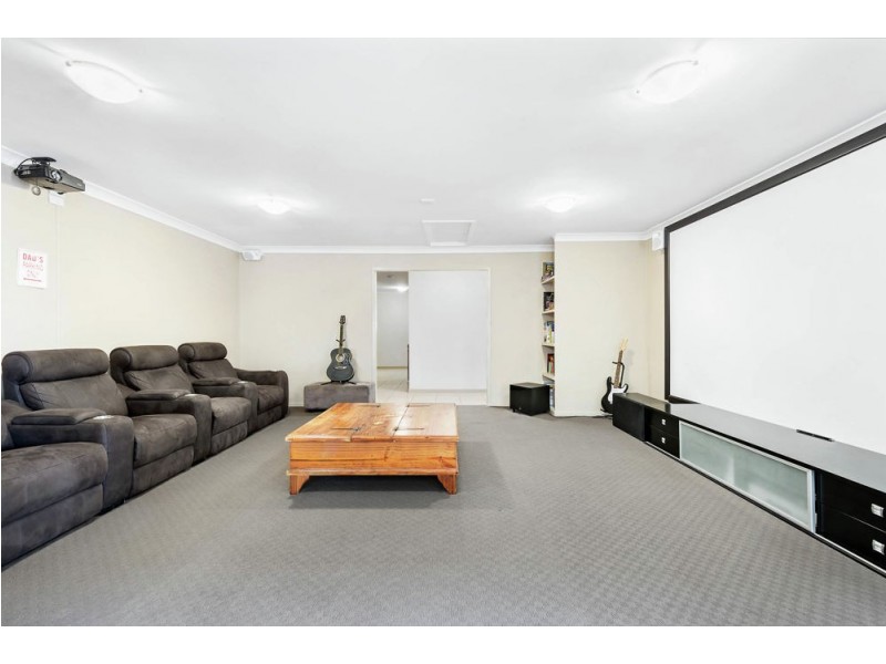 2 Mungana Drive, Upper Coomera QLD 4209