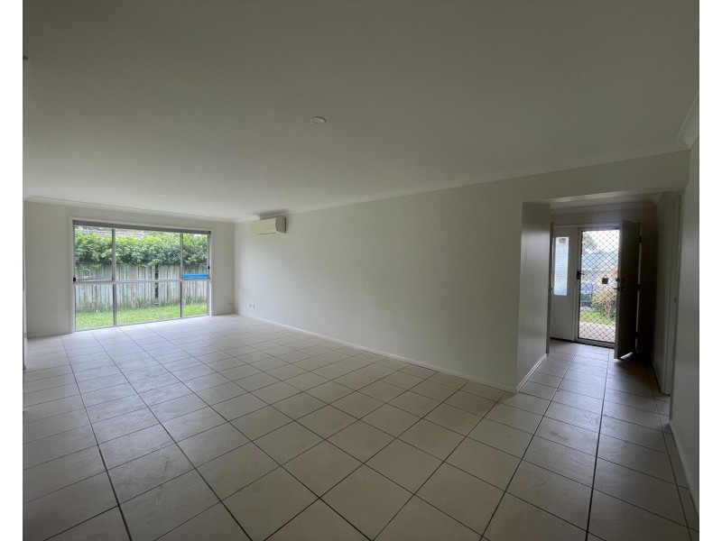 5 Ella Court, Marsden QLD 4132