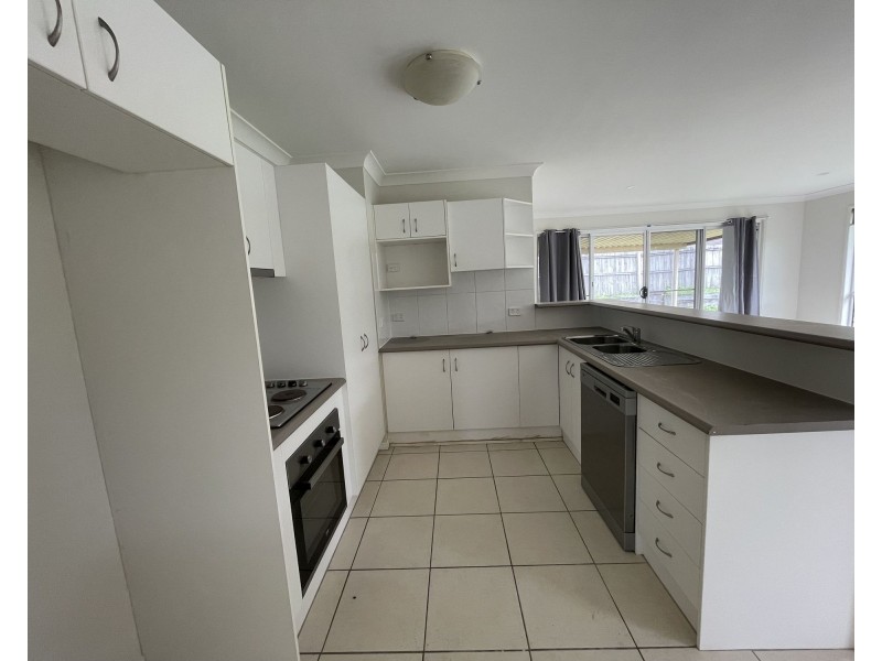 5 Ella Court, Marsden QLD 4132