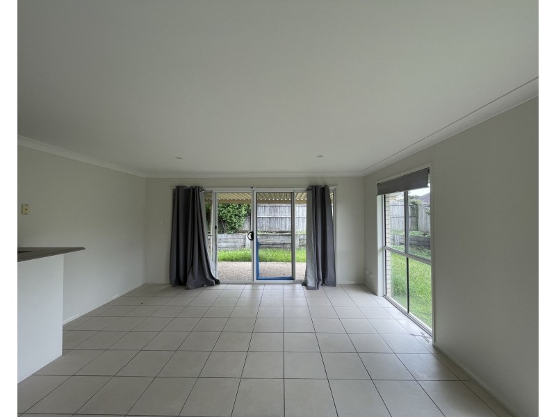 5 Ella Court, Marsden QLD 4132