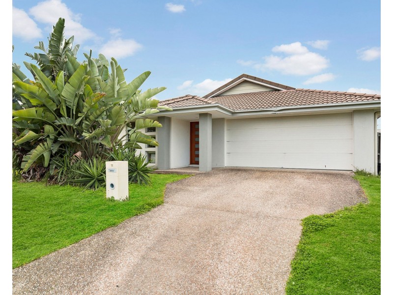 11 Skyline Circuit, Bahrs Scrub QLD 4207