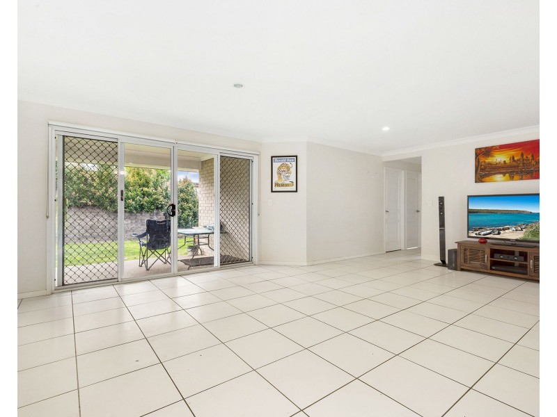 11 Skyline Circuit, Bahrs Scrub QLD 4207