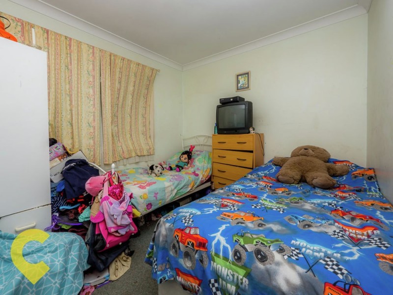17 Ashvale Street, Kingston QLD 4114