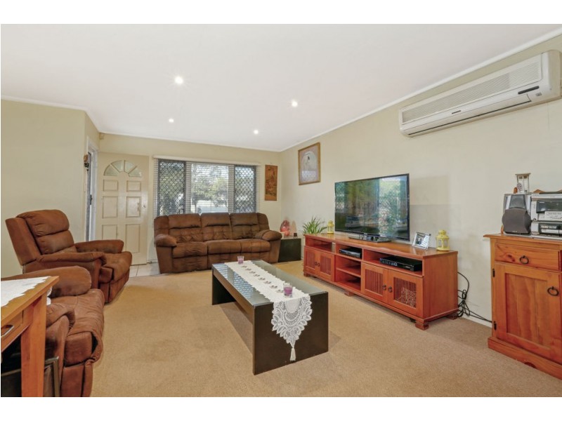 24 Augustus Street, Kingston QLD 4114