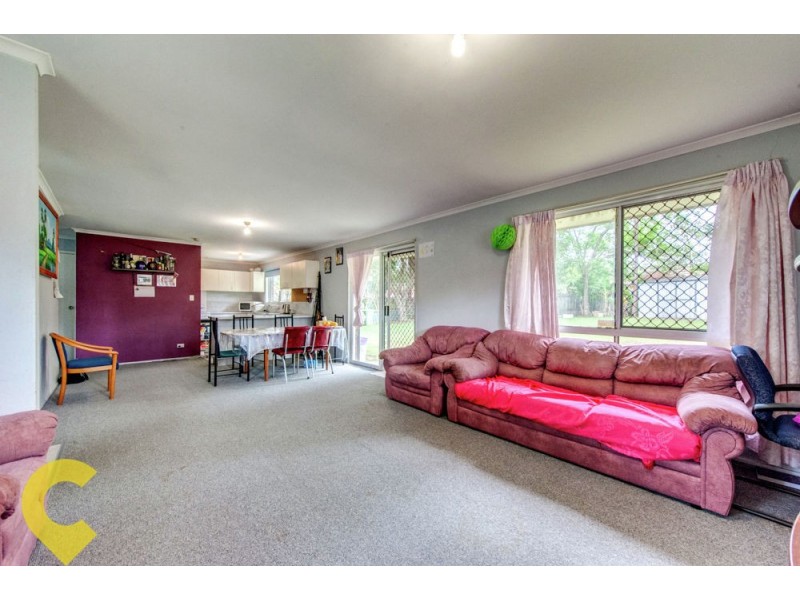 8 Marsala Court, Kingston QLD 4114