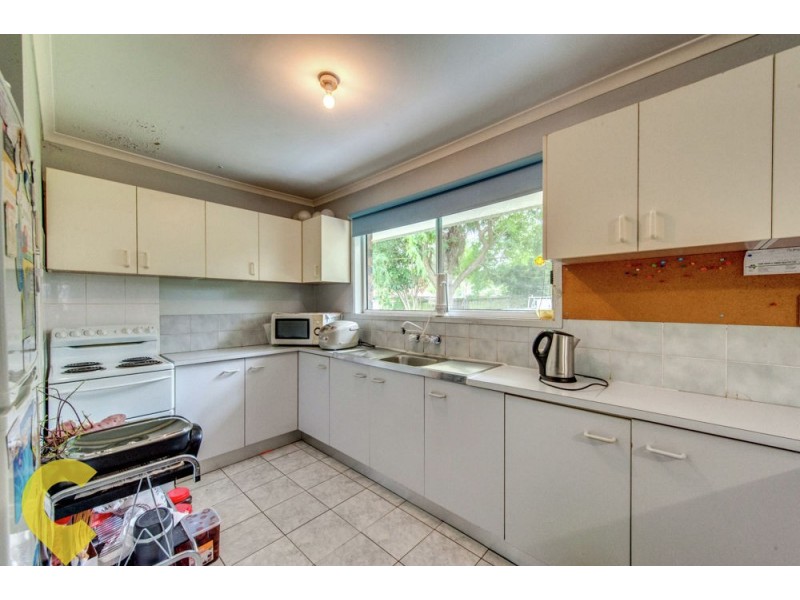 8 Marsala Court, Kingston QLD 4114