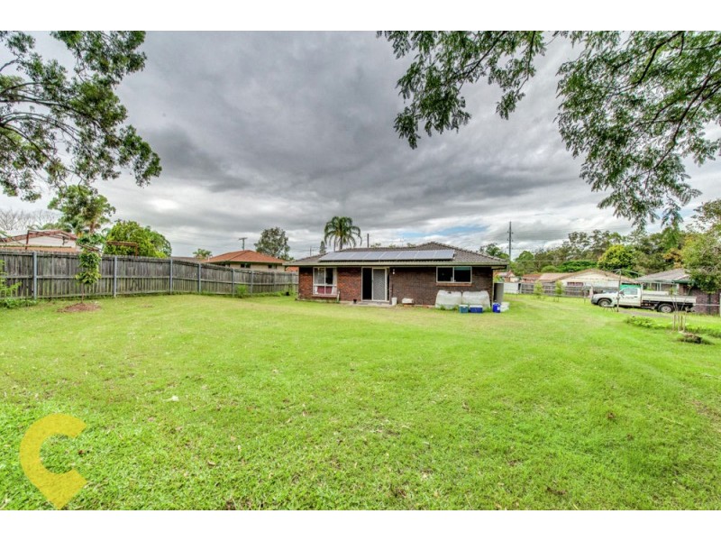 8 Marsala Court, Kingston QLD 4114