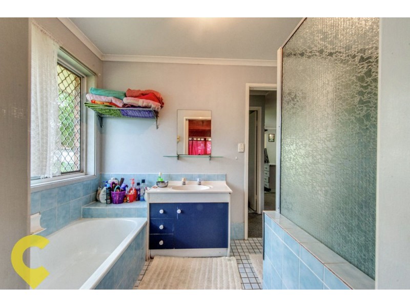 8 Marsala Court, Kingston QLD 4114