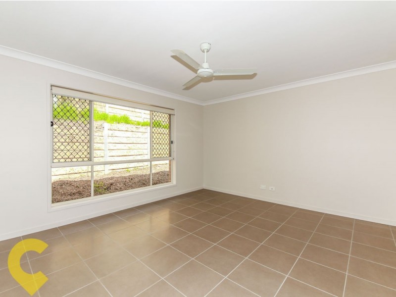 34 Cairnlea Dr, Pimpama QLD 4209