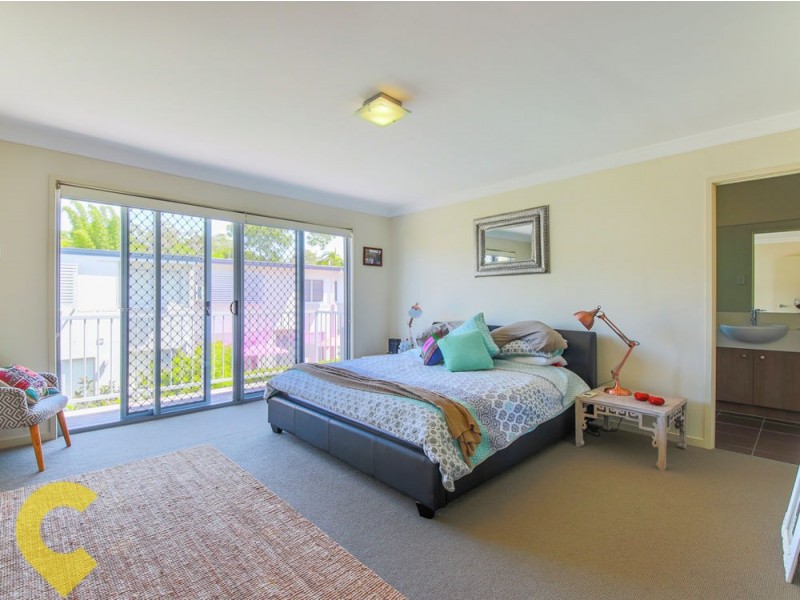 2/59-61 Benowa Road, Southport QLD 4215