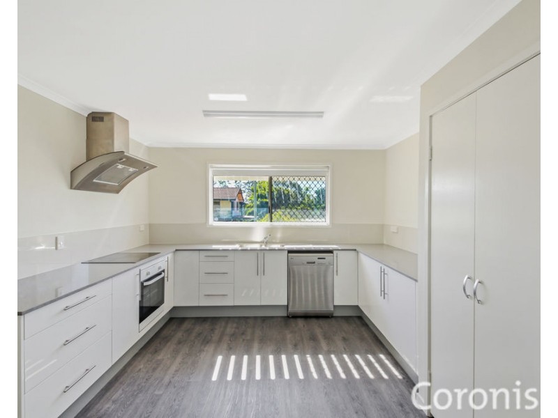 4 Jeetho Street, Holmview QLD 4207