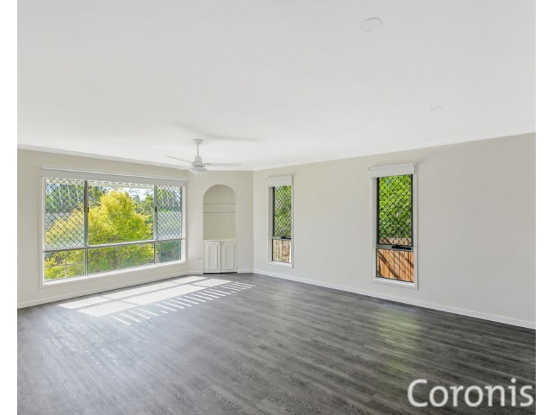 4 Jeetho Street, Holmview QLD 4207