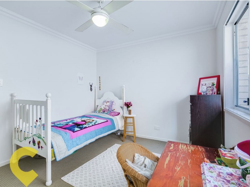 9 Ravensbourne Circuit, Waterford QLD 4133