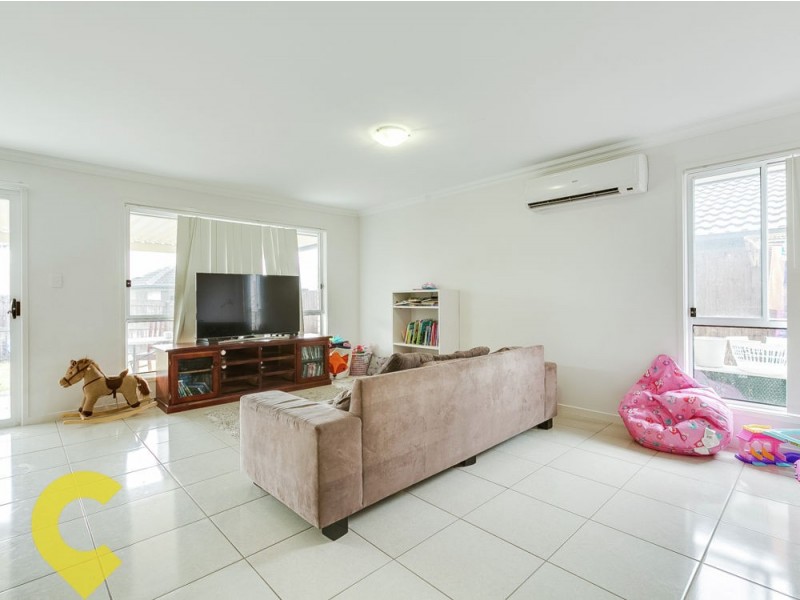 9 Ravensbourne Circuit, Waterford QLD 4133