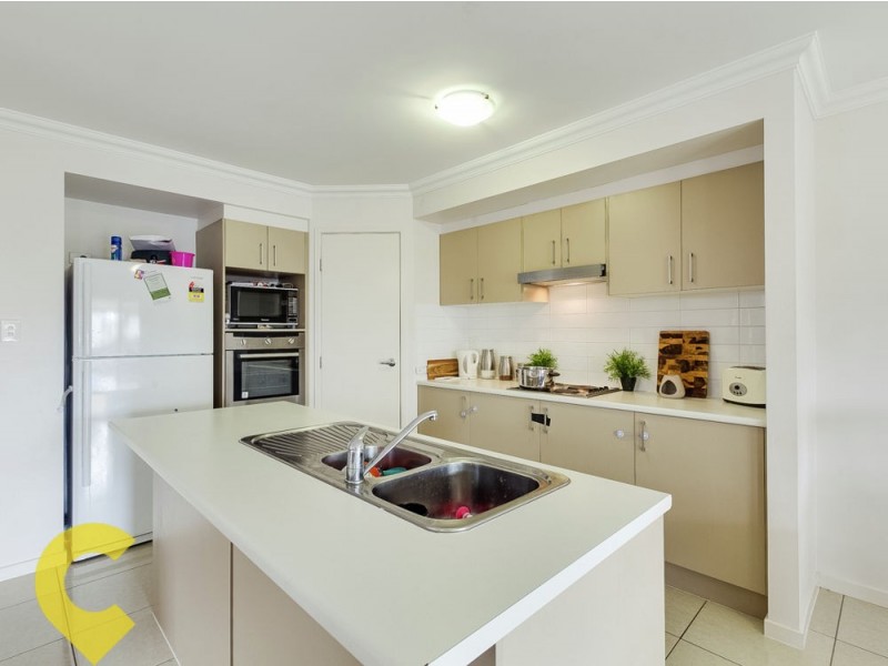 9 Ravensbourne Circuit, Waterford QLD 4133