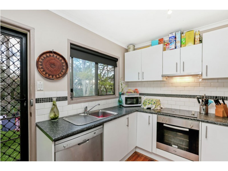 8 Palm Avenue, Kingston QLD 4114