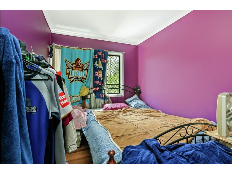 8 Palm Avenue, Kingston QLD 4114