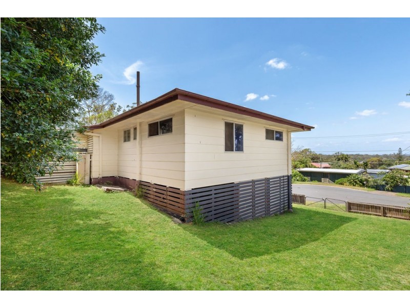 6 Perth Street, Kingston QLD 4114