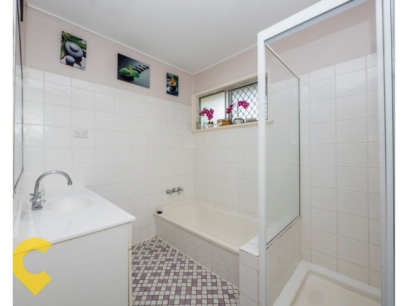 33 Queens Rd, Kingston QLD 4114