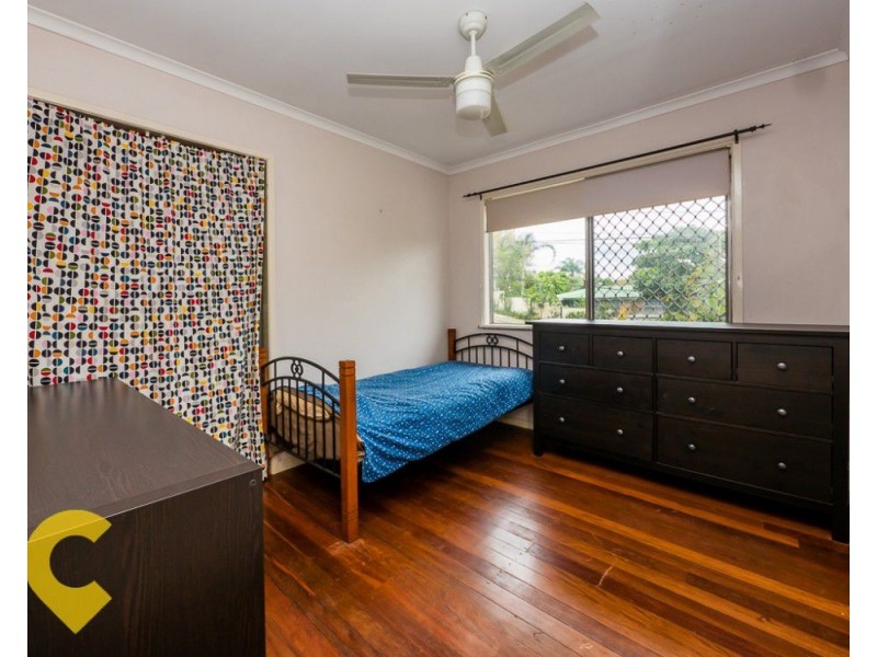 33 Queens Rd, Kingston QLD 4114