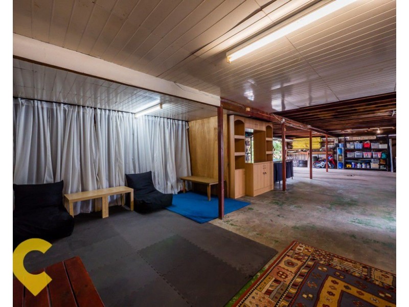 33 Queens Rd, Kingston QLD 4114