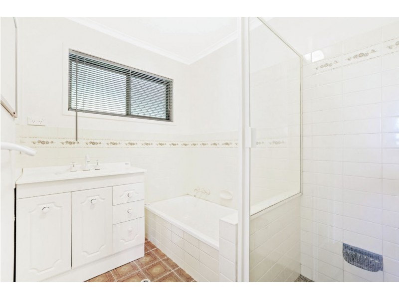 14 Hibbertia Court, Springwood QLD 4127