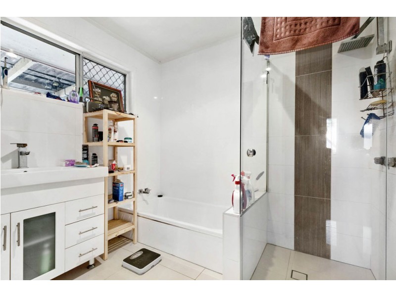 16 Belbora Road, Shailer Park QLD 4128