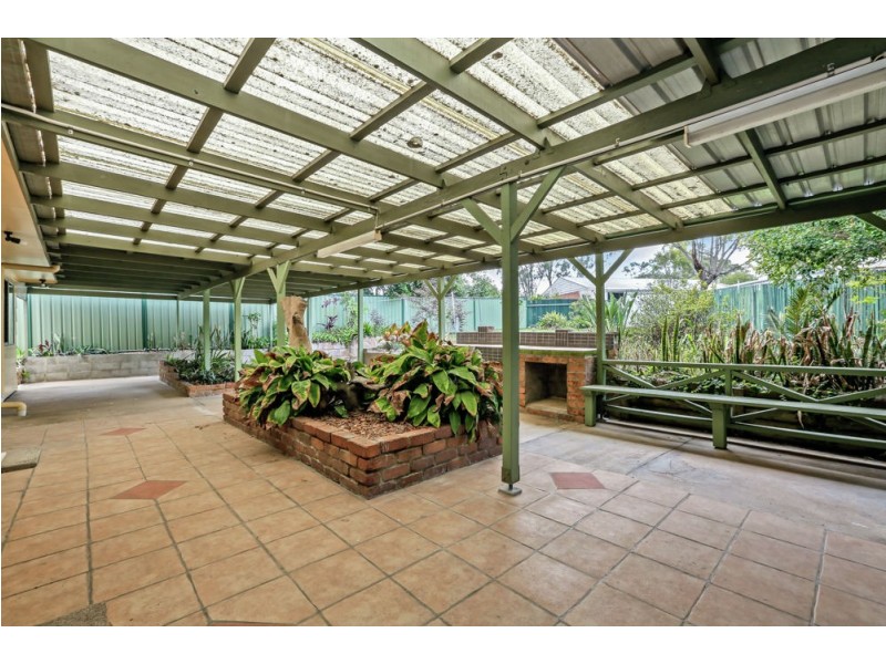 1 Hinchinbrook Avenue, Bethania QLD 4205