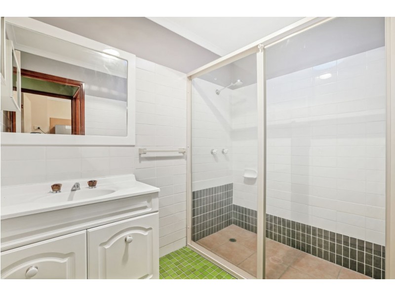 1 Hinchinbrook Avenue, Bethania QLD 4205