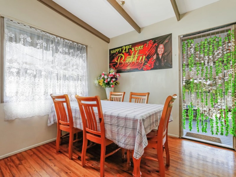 11 Orana Street, Kingston QLD 4114