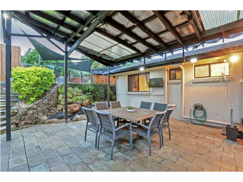 10 Wilpena Court, Springwood QLD 4127