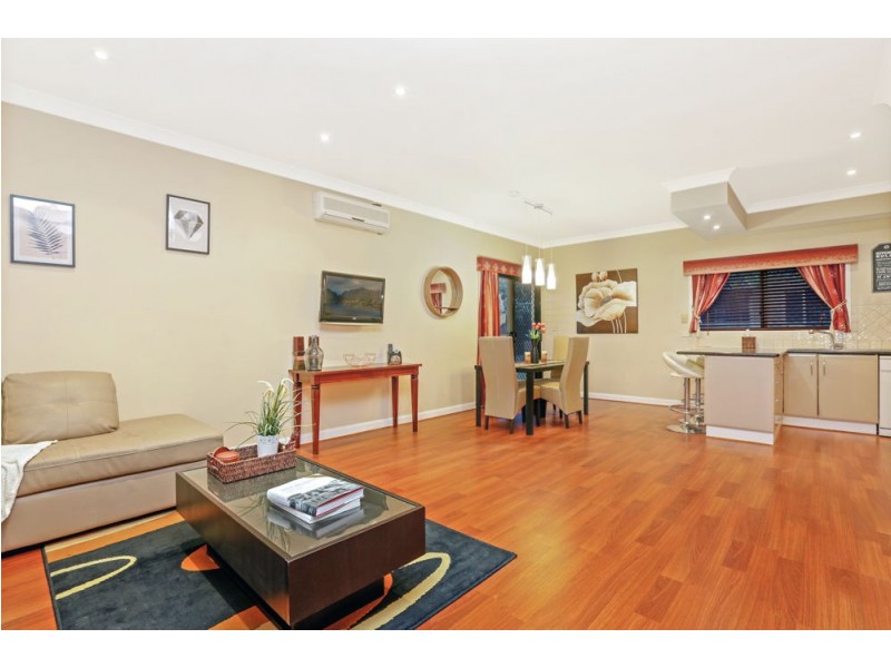 10 Wilpena Court, Springwood QLD 4127