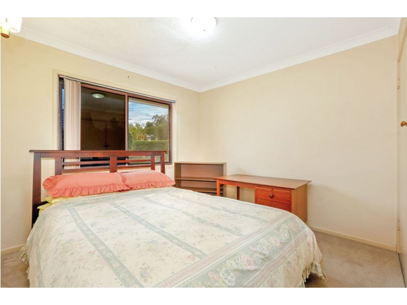 12 Juanita Grove, Springwood QLD 4127