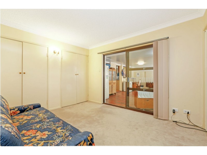 12 Juanita Grove, Springwood QLD 4127