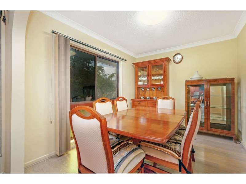 12 Juanita Grove, Springwood QLD 4127