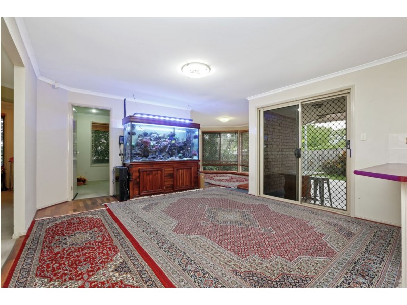 25 Laburnum Street, Woodridge QLD 4114