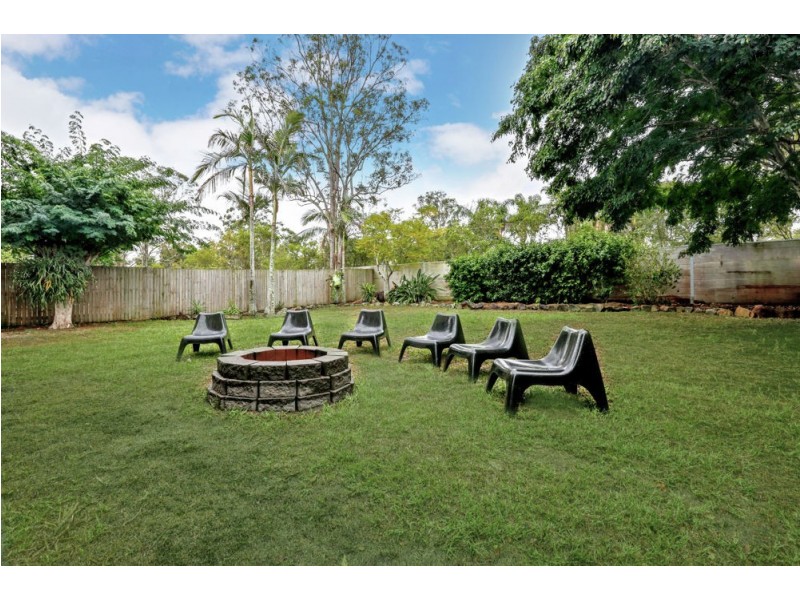 126 Jacaranda Ave, Logan Central QLD 4114