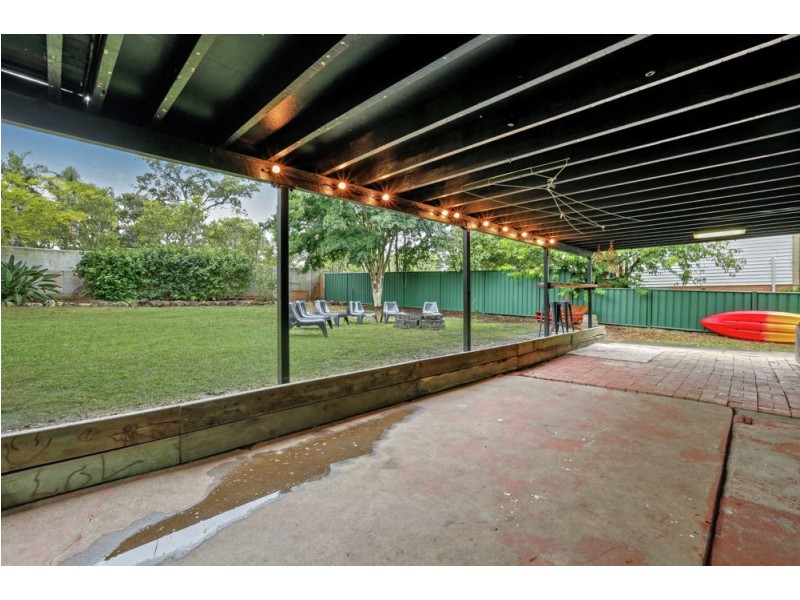 126 Jacaranda Ave, Logan Central QLD 4114