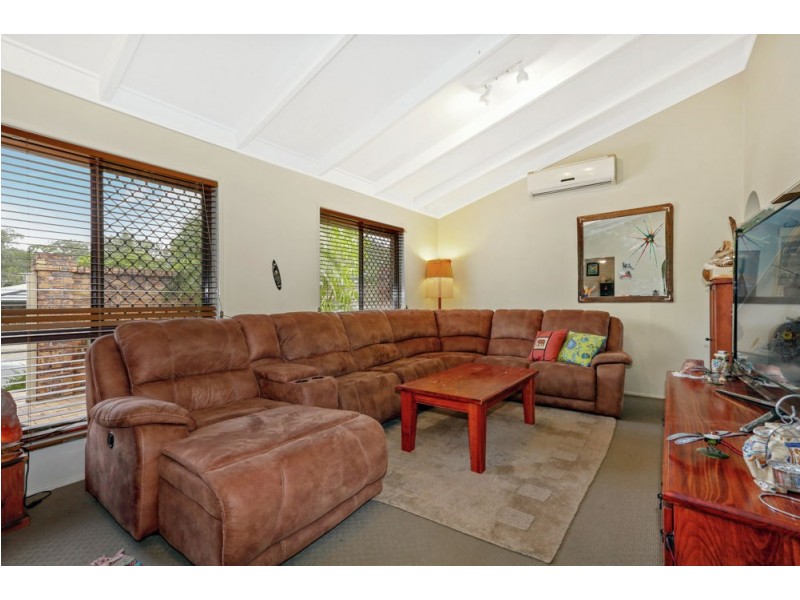 17 Voltaire Street, Shailer Park QLD 4128