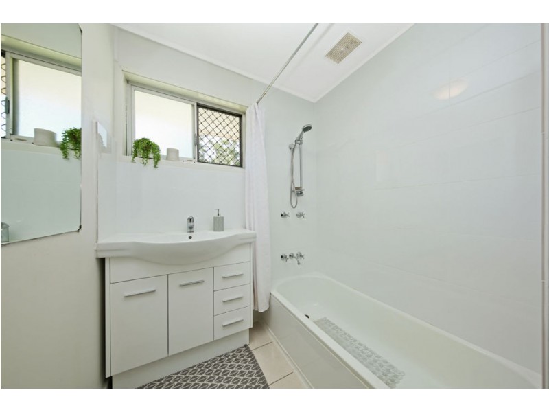 30 Augustus Street, Kingston QLD 4114