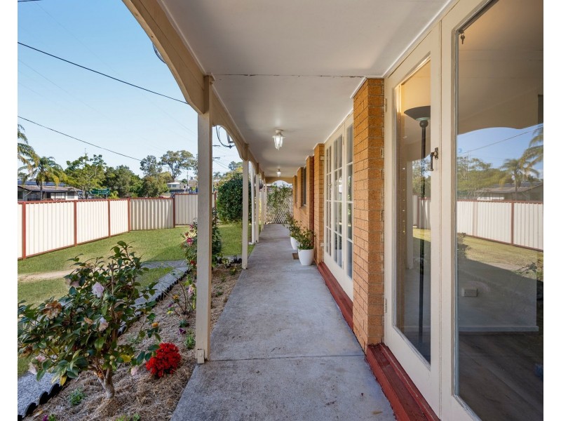 8 Paradise Road, Slacks Creek QLD 4127