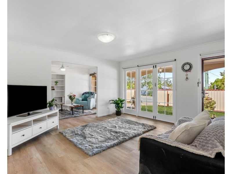 8 Paradise Road, Slacks Creek QLD 4127