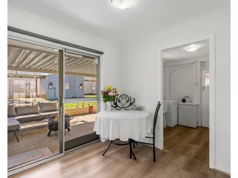 8 Paradise Road, Slacks Creek QLD 4127